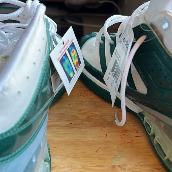Adidas shoe size 15, color is white forest green - Picture 6 of 6